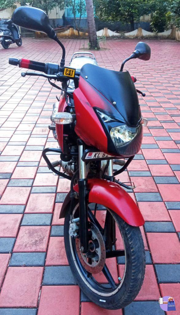 PULSAR 150