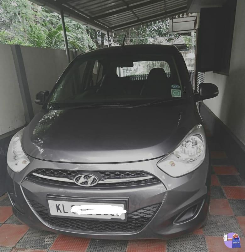 Hyundai i10 sports automatic transmission 2012 model.