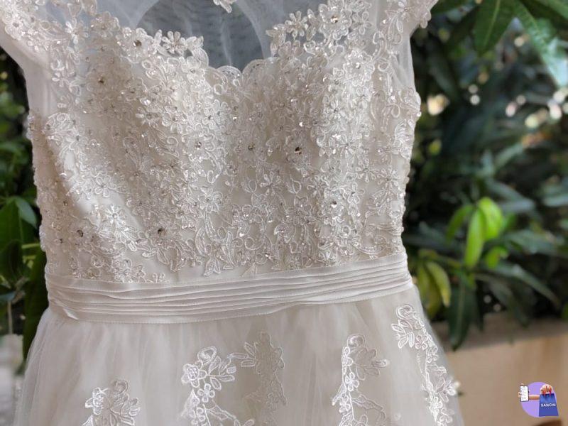 Wedding gown with accessories for sale