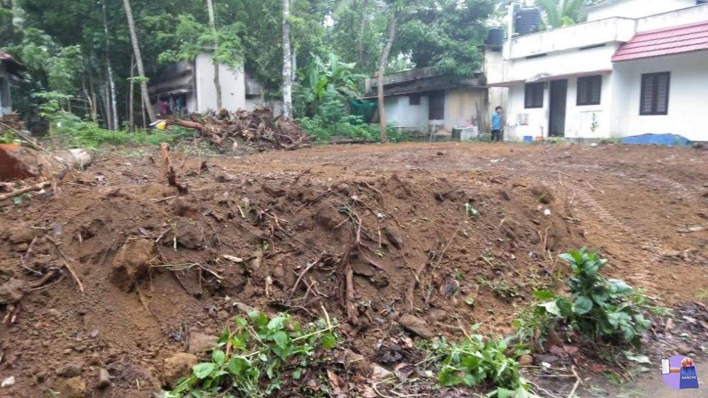 നീണ്ടൂരിൽ പഞ്ചായത്ത് റോഡ് സൈഡിൽ 5സെന്റ് സ്ഥാലം വില്പനക്ക്..