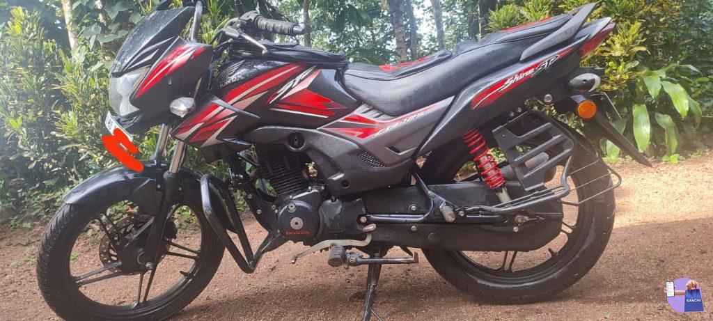Model cb Shine 125sp