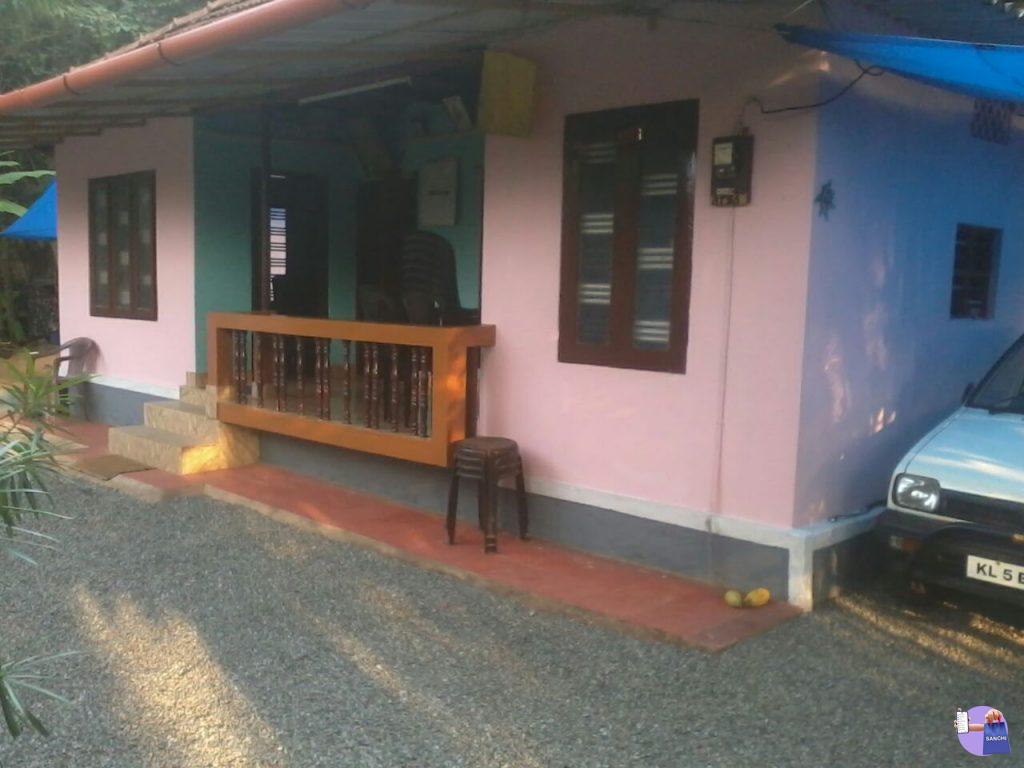 60 സെന്റ് സ്ഥലവും ഓടിട്ട വീടും വില്പനക്ക്.