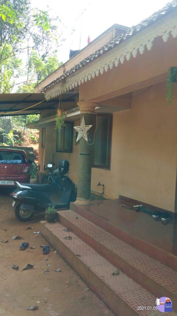 16സെന്റ് സ്ഥലവും 1100sqft വാർക്ക വീട്