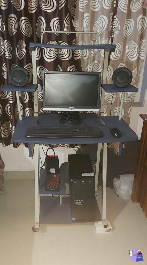 Computer With Stand For Sale
