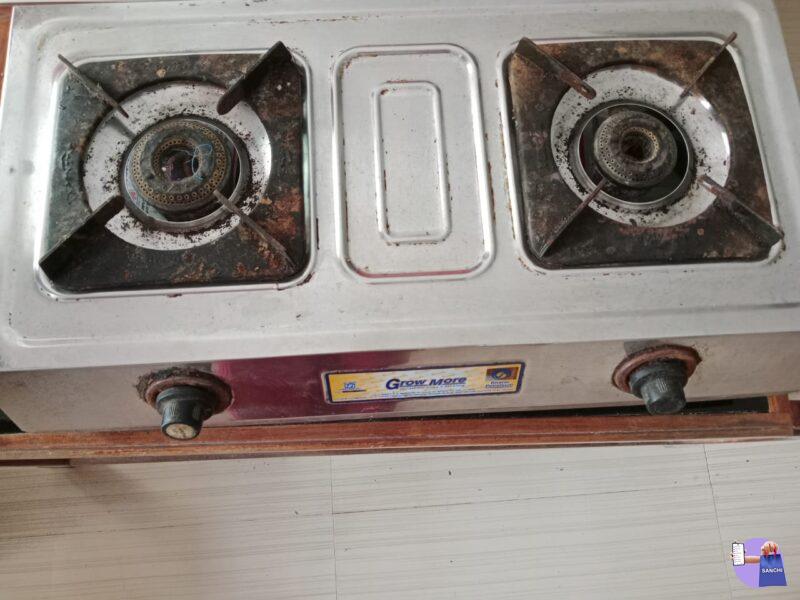 Gas stove