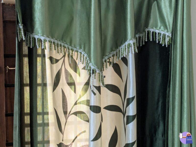 Curtain