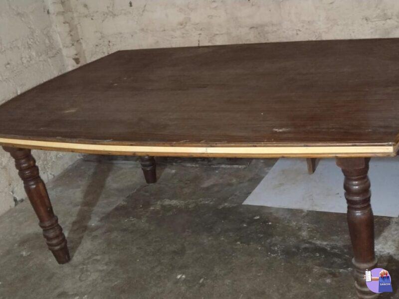 Dinning Table