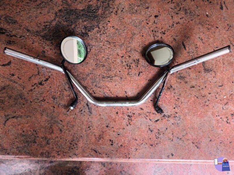 Handle and mirror