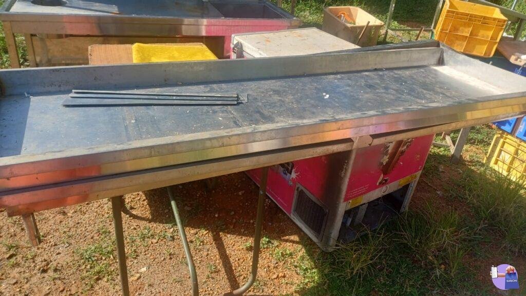 Wash table, electric trass