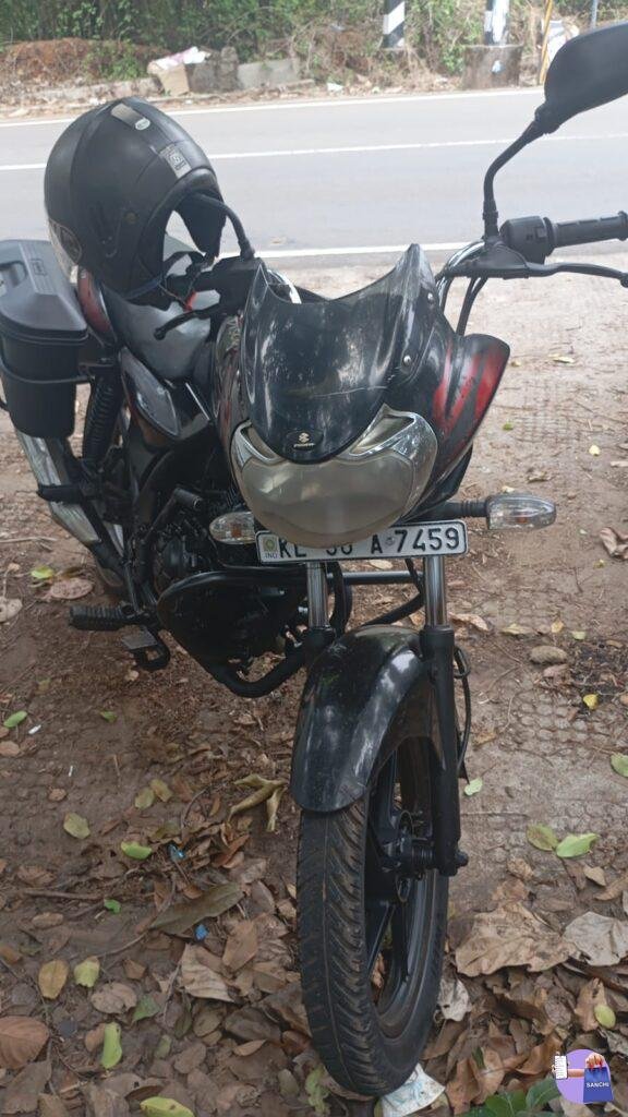 Bajaj Discover
