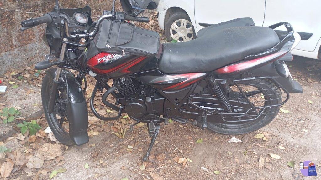 Bajaj Discover