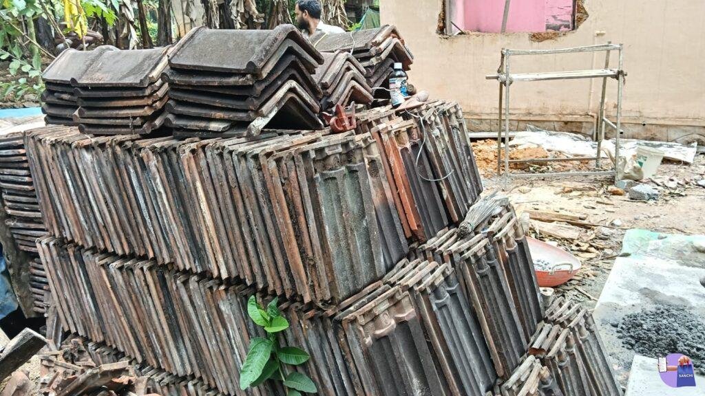 Roof tiles