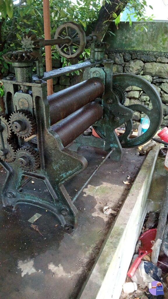Rubber machine