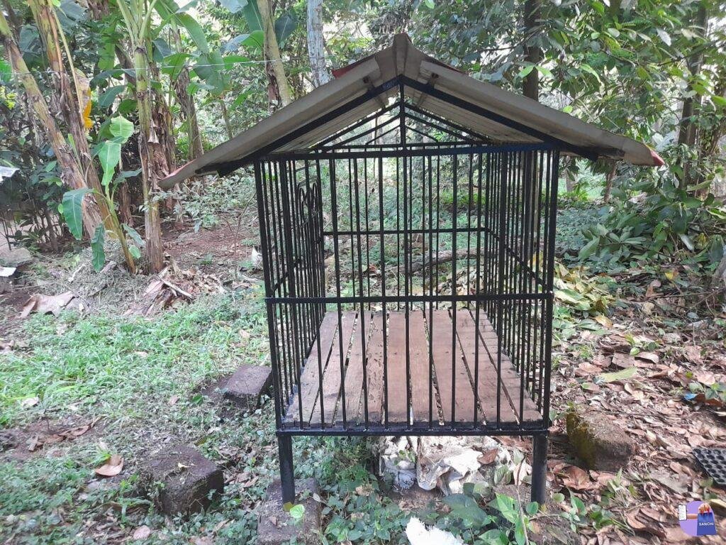 Dog cage