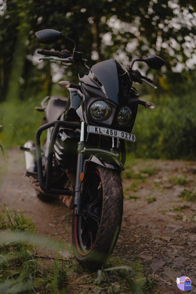 Mahindra mojo 300 Abs